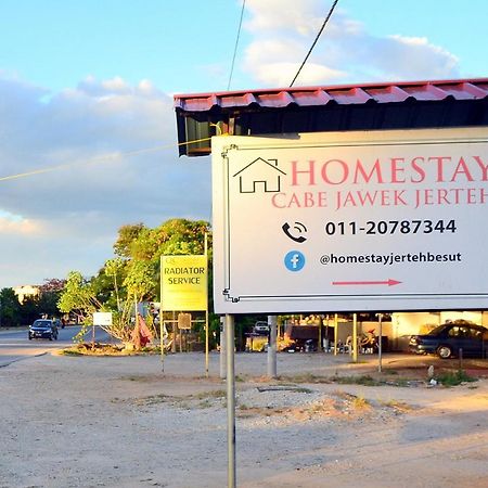Homestay Jertih Besut Terengganu Екстер'єр фото