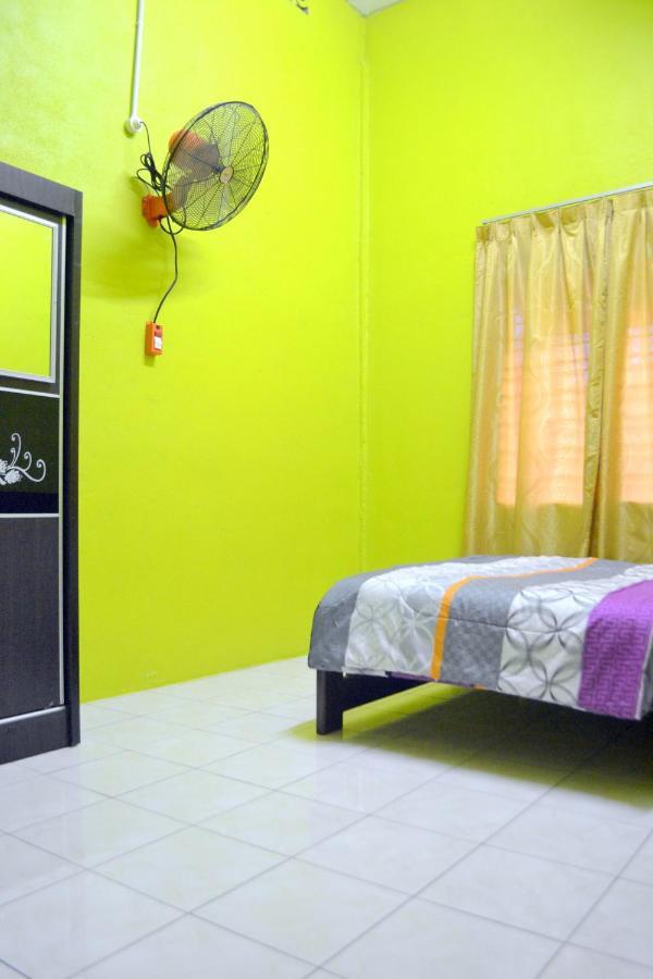Homestay Jertih Besut Terengganu Екстер'єр фото