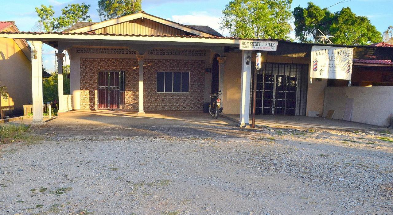 Homestay Jertih Besut Terengganu Екстер'єр фото