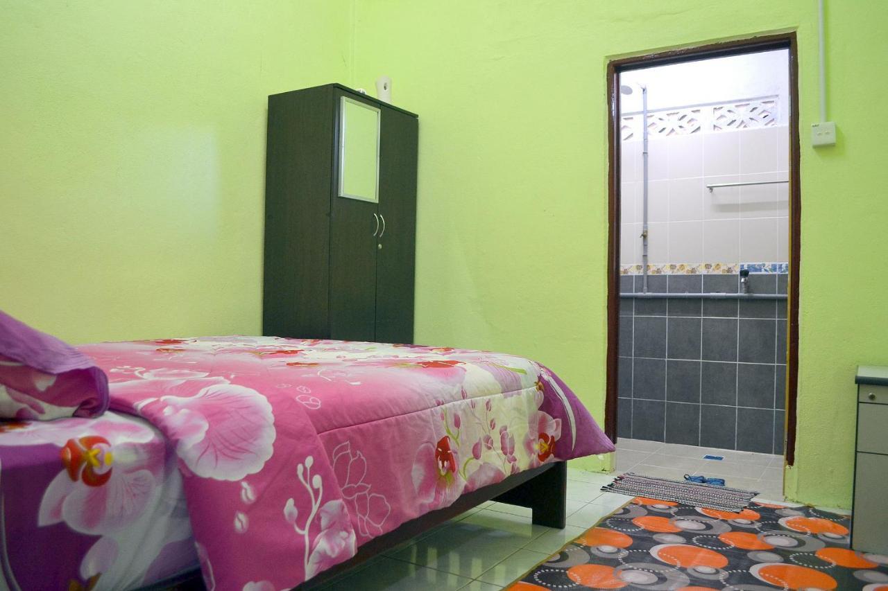 Homestay Jertih Besut Terengganu Екстер'єр фото